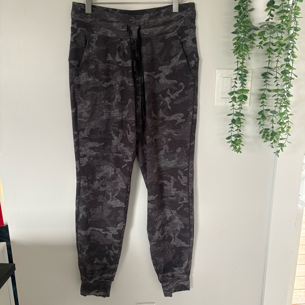 Lululemon Ready to Rulu HR Jogger Heritage 365 Camo Deep Coal Multi 6 - Picture 1 of 9